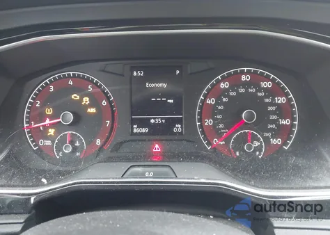 2019 Volkswagen Jetta 1.4T R-Line/1.4T S/1.4T Se z USA, uszkodzony, nr VIN 3VWC57BU8KM061522